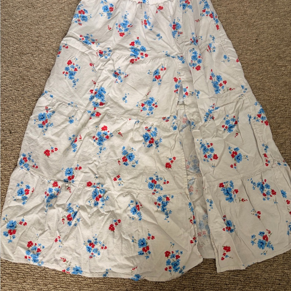 Hollister Floral White Tiered Maxi Skirt with Blue & Red Blossoms